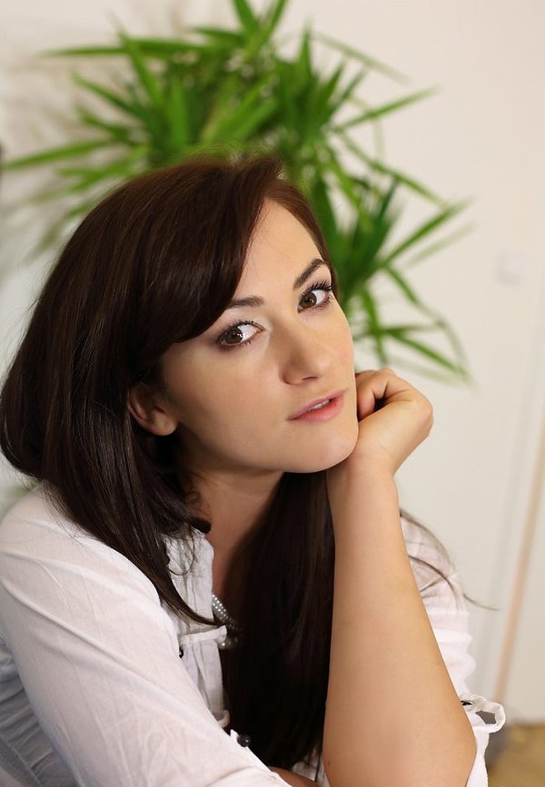 Анастасия, 25